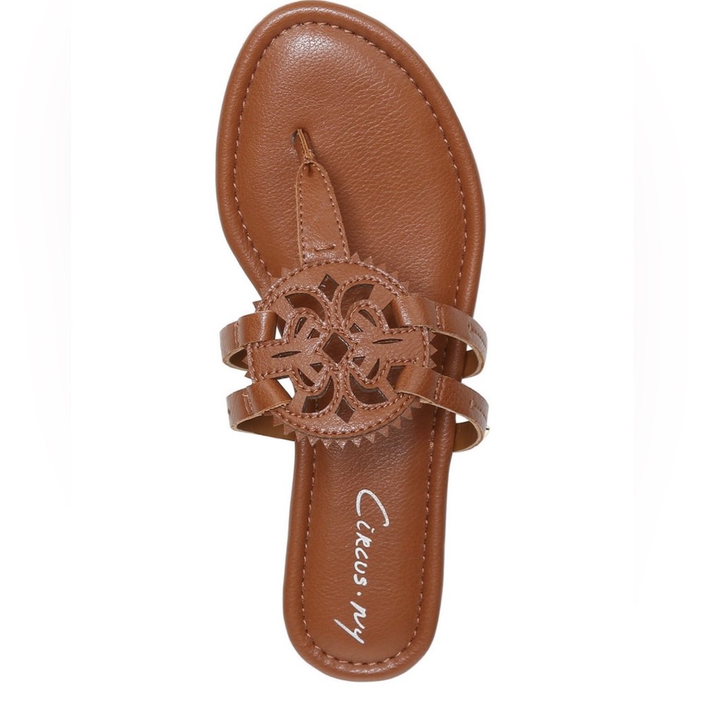 Circus by Sam Edelman Women's Canyon Medallion Flat Sandals - Picture 4 of 7